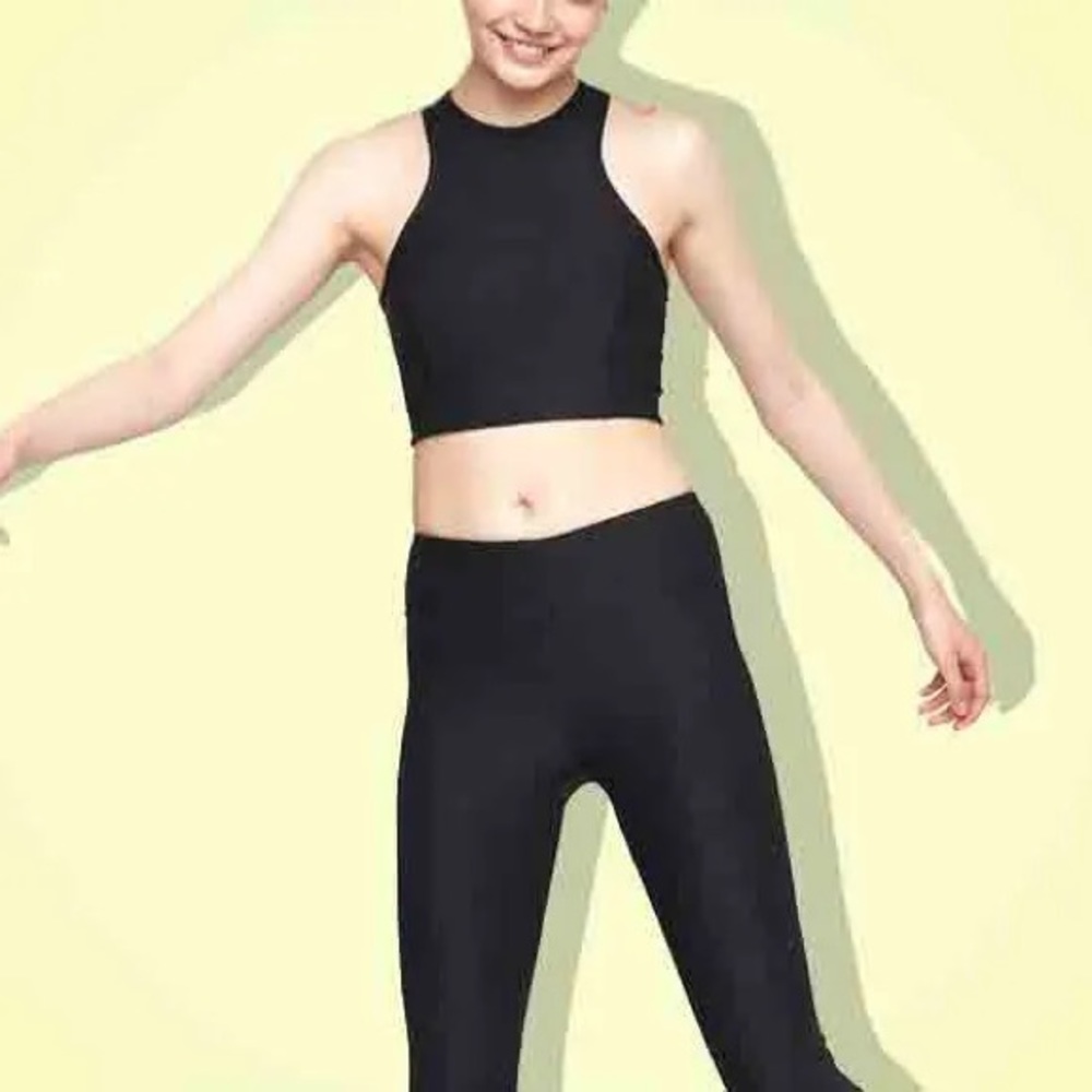 NWOT Outdoor Voices Athena Crop Top/Sports Bra - S